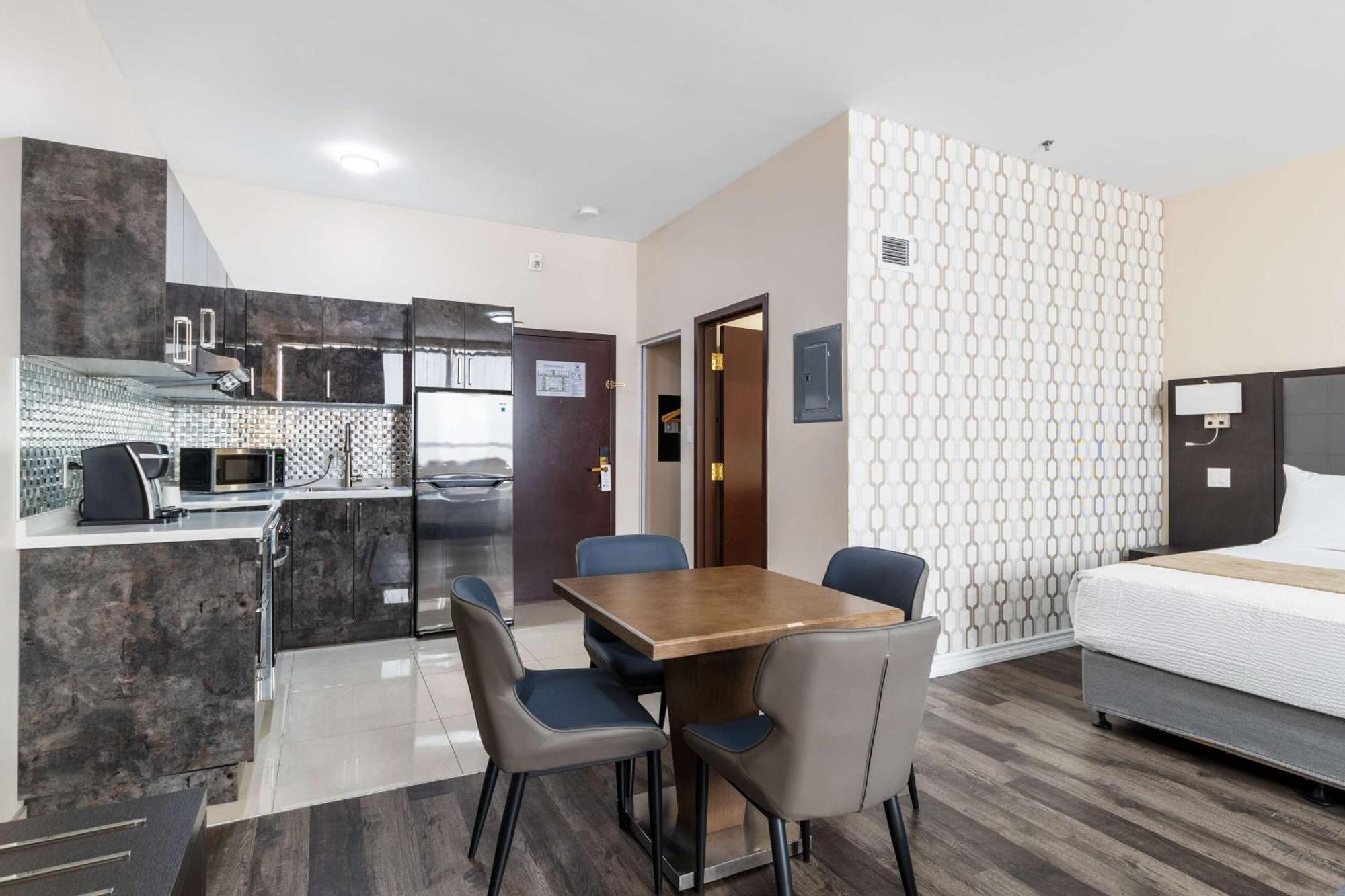 Hotel Montreal Metropolitan, An Ascend Collection Hotel, Montreal